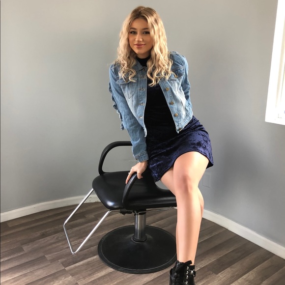 Ruffle back denim jacket- medium wash jean jacket - Picture 6 of 8